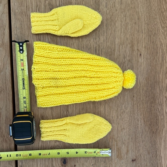 Yellow Knit Hat and Mittens Set for Kids - Picture 5 of 5